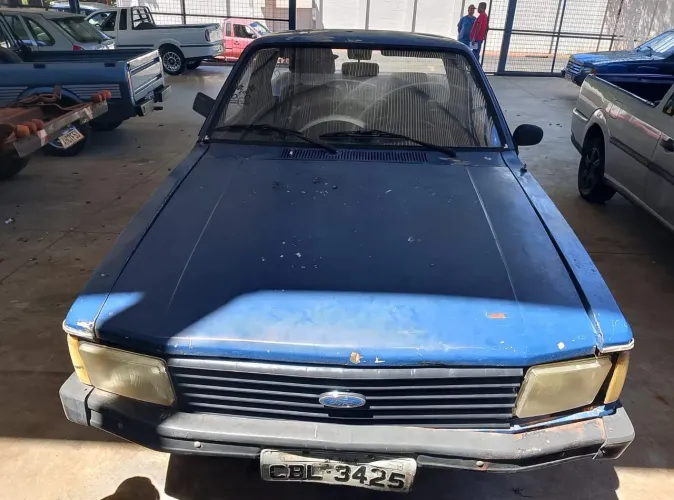 Ford Pampa 4X4 Jeep GL / L 1.6 (álcool) 1987