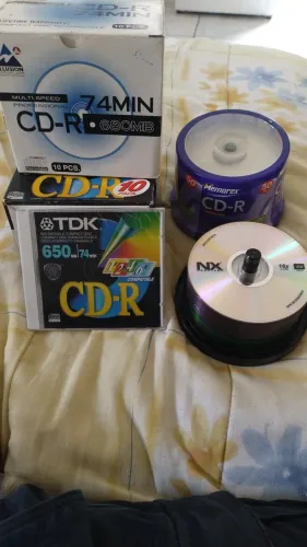 CD-R / DVD vendendo tudo