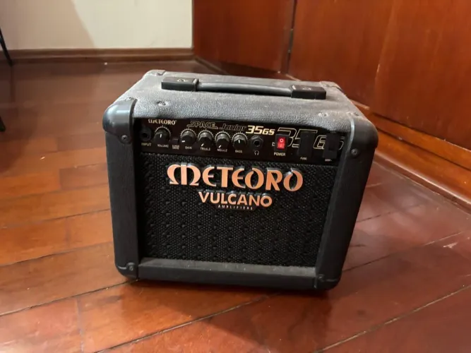 Amplificador Meteoro Vulcano 35GS