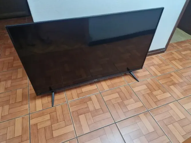 Tv Semp TCL Mod. 50RK8500, para conserto ou retirada de peças.