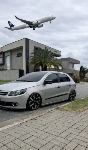 Vendo ou troco rodas 17 pneu zeros 185/40