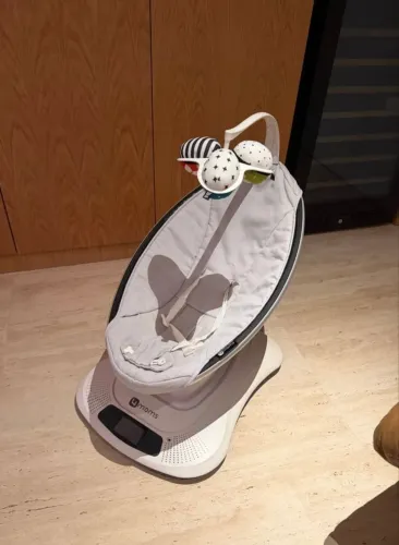 Mamaroo 4 
