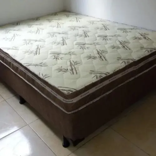 Colchão casal com 17 cm de altura d 33