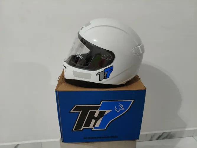 Capacete Taurus TH7 Tamanho 60 NOVO