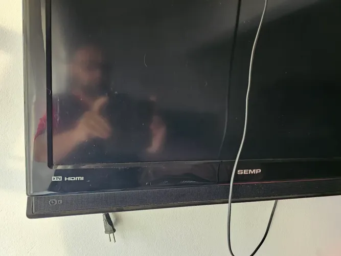 Tv SEMP TOSHIBA 32 polegadas