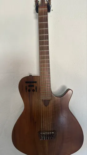 Violão Caimbé