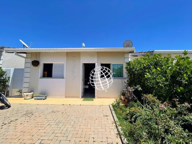 Casa com 2 dormitórios à venda, 66 m² por R$ 410.000,00 - Jardim Santa Fe - Bom Jesus dos 