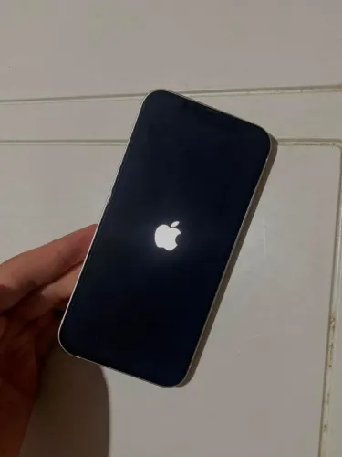 IPhone 12. Troco em ps4 ou xbox (volto dinheiro a depender)
