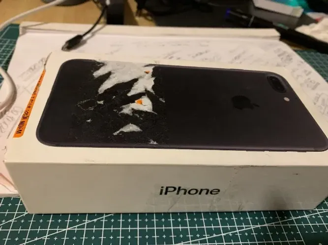 Iphone 7 Plus - estado de novo - Troco