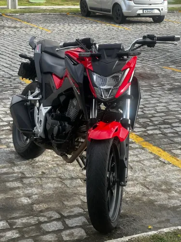 Cb 300f