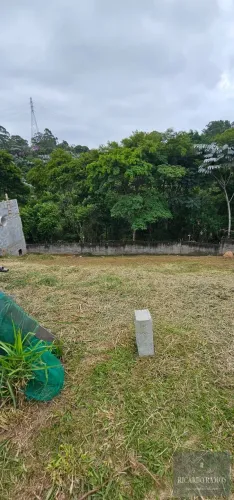 TERRENO AMPLO EM CONDOMÍNIO FECHADO RODEADO POR NATUREZA - MOSAICO DA SERRA