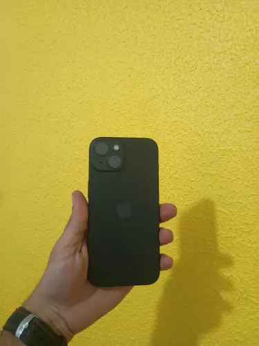 iPhone 15 128 GB