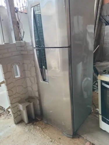 Geladeira eletrolux Df42