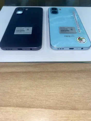 Oppo A6X 2 cores disponíveis 128 gb e 12 gb de RAM