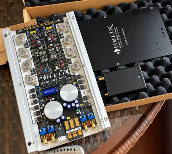 Amplificador Helix HXA 400 MK2 - Módulo de Som Automotivo High-End (4 Canais)