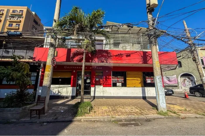 Restaurante de 284m² para locação, totalmente equipado e com duas câmaras frigoríficas. R$
