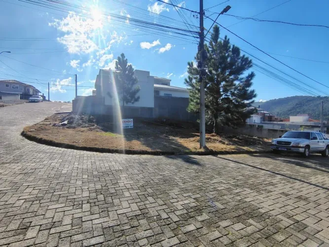 Terreno com 322mtr² em potecas