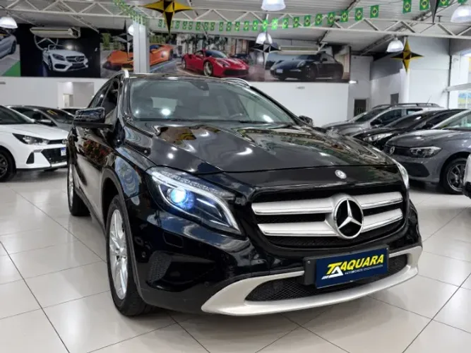 Mercedes-Benz GLA 200 Adv. 1.6/1.6 TB 16V Flex Aut. 2016