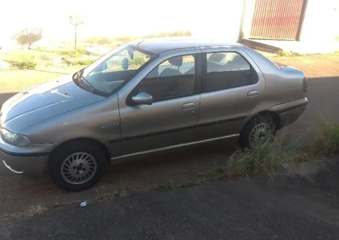 Fiat Siena 1.0 Mpi/ 500 1.0 MPI 2000
