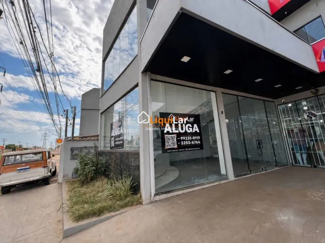Excelente salão comercial de grande porte, estrategicamente localizado na Avenida Guaicuru