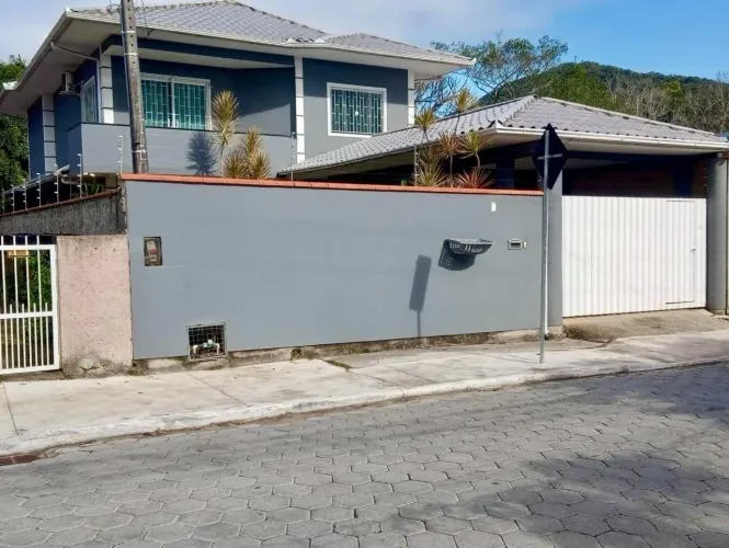 Casa 3 Suites no bairro Ingleses Florianópolis