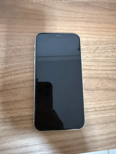 iPhone 11 - 64 GB - Em perfeito estado de uso