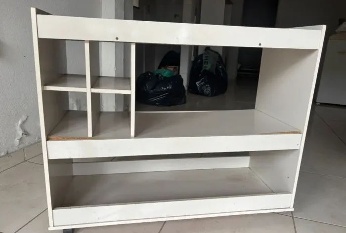 Rack pequeno para sala ou rack para cantinho do café