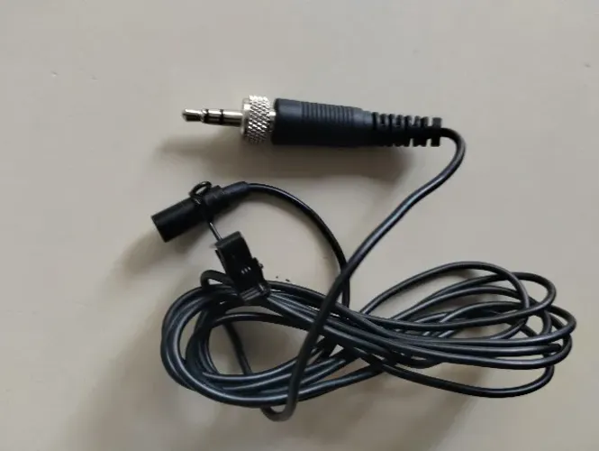 Microfone original Sennheiser me2 usado.