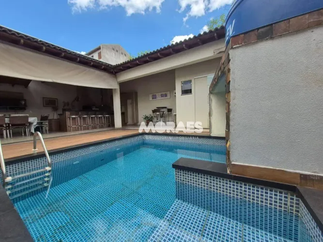 Casa em Condomínio Fechado com 3 quartos (1 suíte) à venda, a/c 197 m² por R$ 990.000 - Co