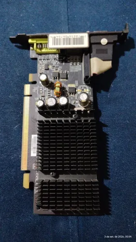 Placa de Vídeo Nvidia GeForce 7200 GS 256MB Funcionando