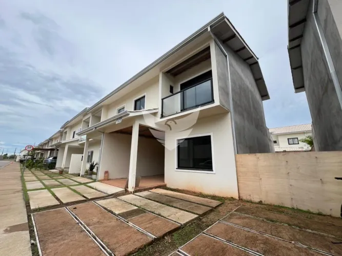 SOBRADO A VENDA NO RESIDENCIAL PARINTINS com 4 suítes