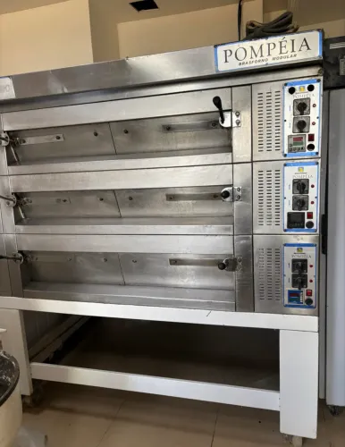 FORNO de LASTRO INDUSTRIAL POMPÉIA 3 CÂMARAS