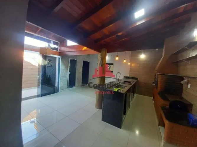 Casa com 3 dormitórios para alugar, 190 m² por R$ 2.760,00/mês - Jardim Residencial Fibra