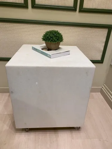 Mesa de canto