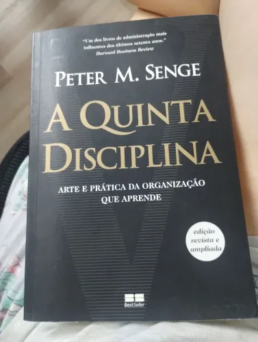 Livro A Quinta Disciplina de Peter M. Senge