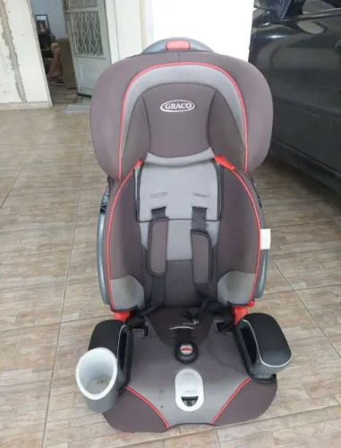 Cadeirão infantil Graco