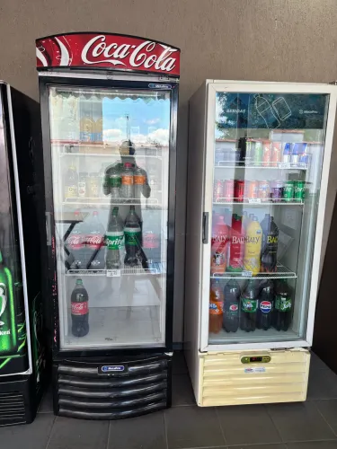 Vendo duas geladeiras visu