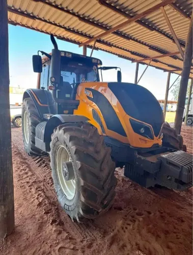 Trator Valtra BH 194 2021