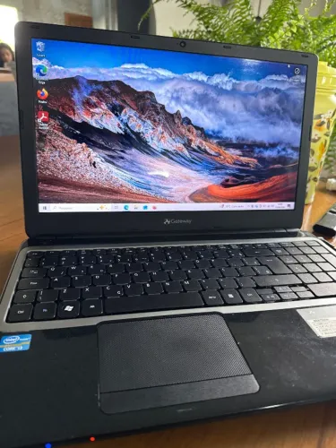 Notebook gateway core i3