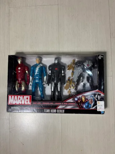 3 Bonecos Vingadores Avengers Titan Heroseries Hasbro #j