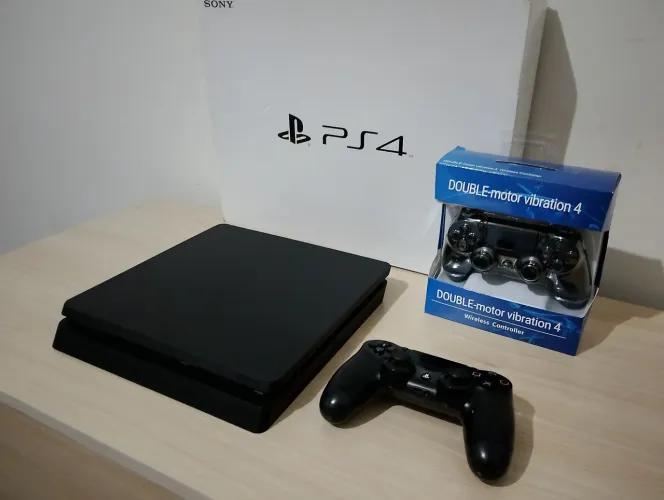 PS4 slim - completo e em excelente estado! Oportunidade.