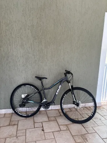 Bicicleta Caloi Kayena - Aro 29 - Shimano Tourney / Altus