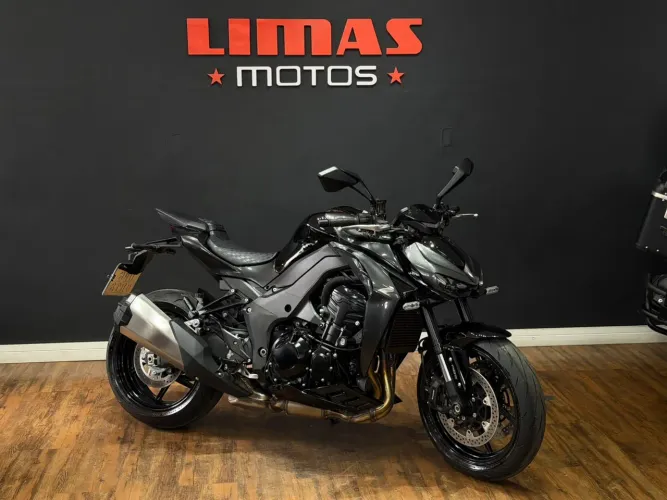 Z1100 Preta 2027 - Apenas 481 KM.