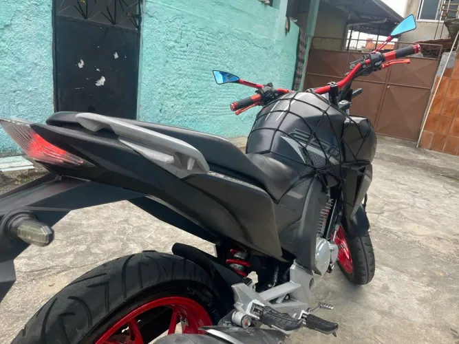 CB Twister 2022 ABS TODA EM DIA
