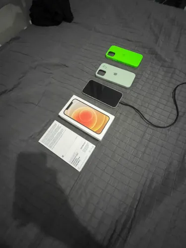 IPHONE 12 128GB COM CAIXA