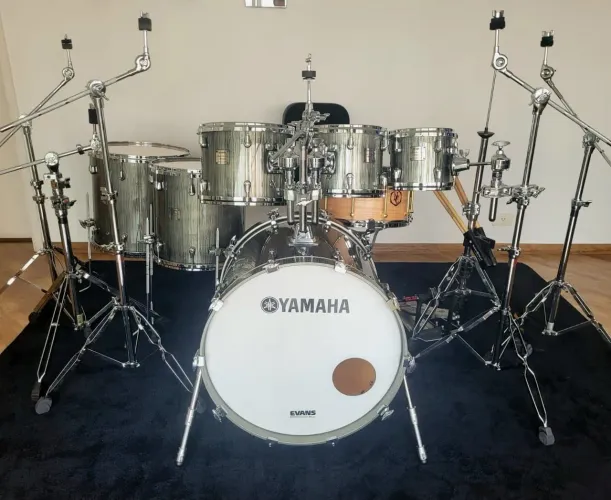 Bateria Yamaha Maple Custom Absolute