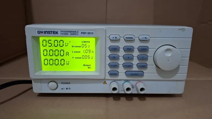 Fonte de Alimentação DC Programável GW Instek PSP-2010 - 0-20V / 0-10A