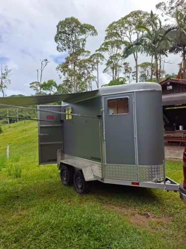 Reboque pra dois cavalos 2026 zero km