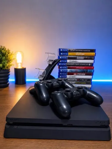 PS4 Slim Completo + 2 Controles + 14 Jogos + Base Carregadora