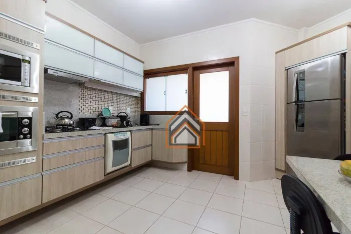 Cobertura com 3 dormitórios à venda, 393 m² por R$ 1.260.000,00 - Centro - Canoas/RS